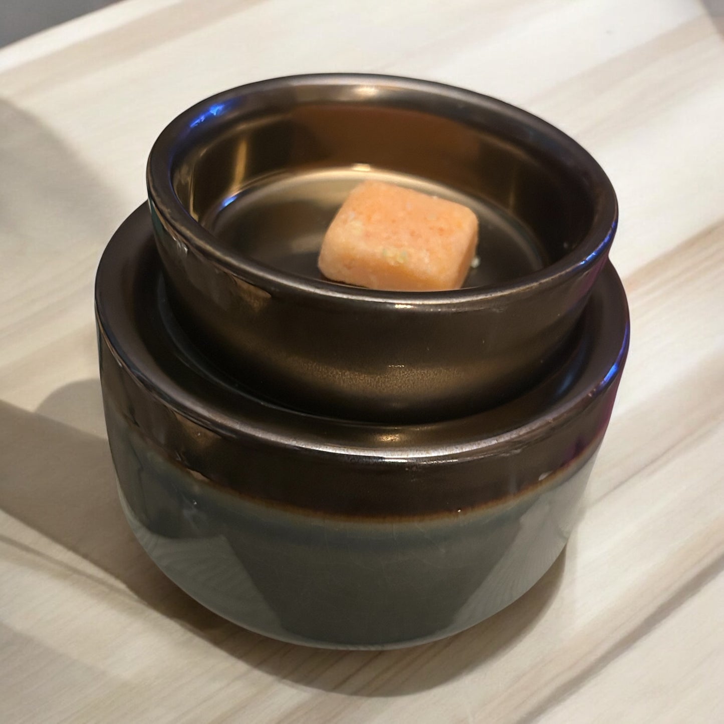 Fragrance melt candle warmer